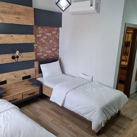 Imroz Adali'S Hotel Luaran gambar